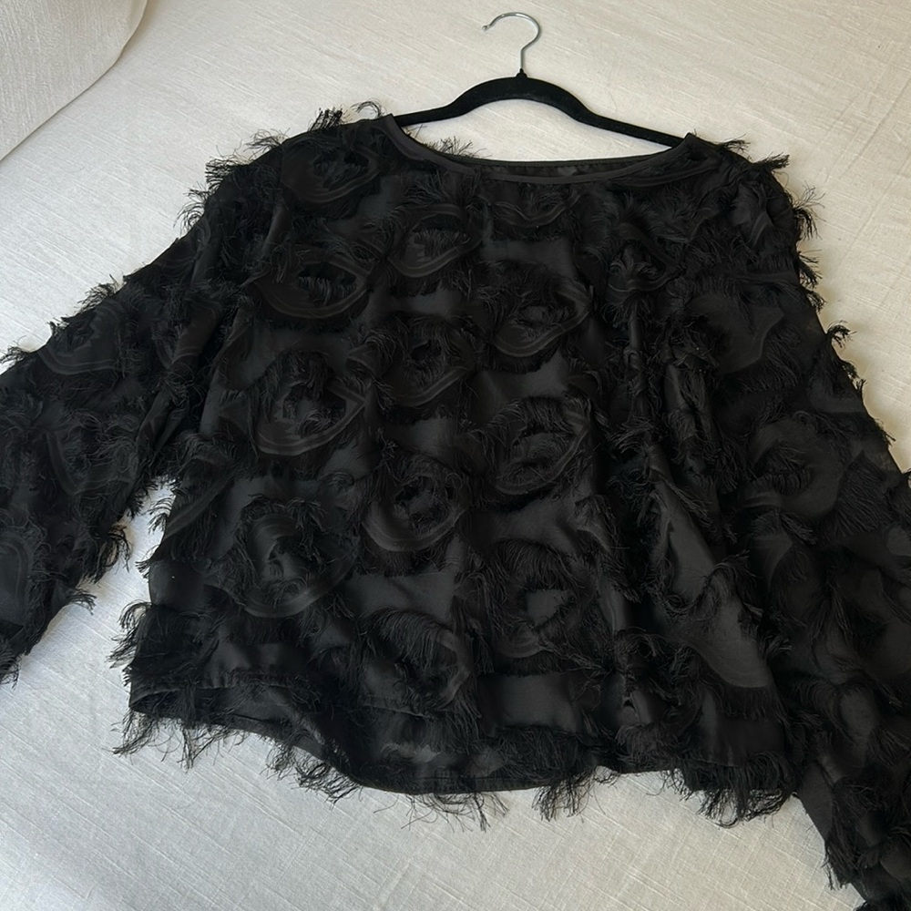 Black frill eye top